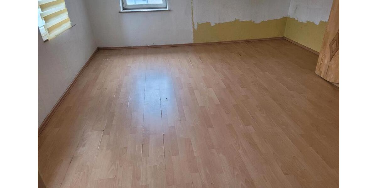 Mehrfamilienhaus, Wohnhaus Wilhermsdorf - 9 Zimmer, 320 m&sup2;, 380.000&euro; | Angebot:26890333