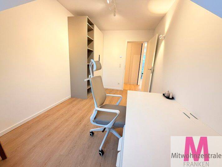 Etagenwohnung Nürnberg Steinbühl - 4 Zimmer, 80 m&sup2;, 1.600&euro; | Angebot:26306230