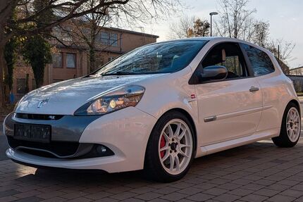 Renault Clio 157.000 km 9.750 € Nürnberg 90491