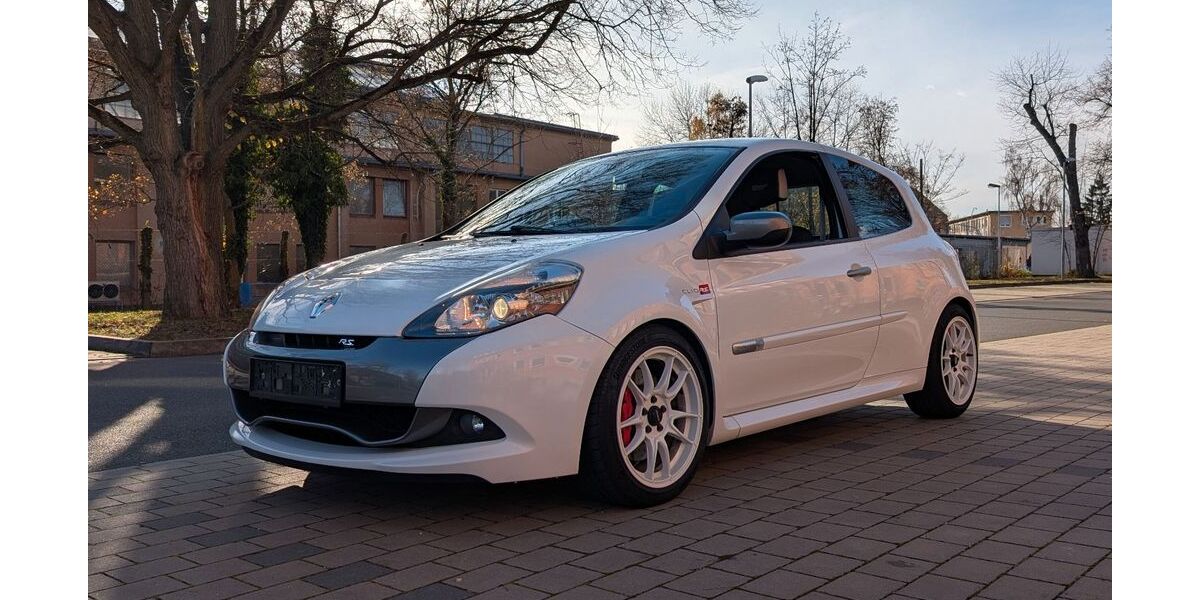 Renault Clio 157.000 km 9.750 € Nürnberg 90491