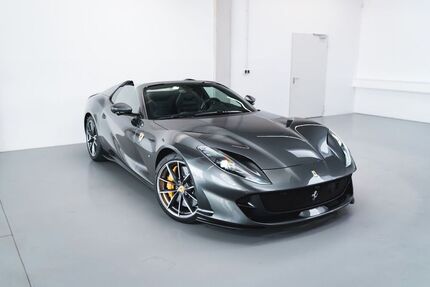 Ferrari 812