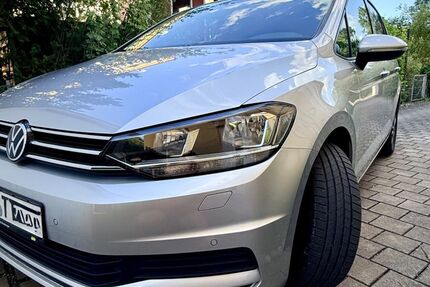 VW Touran 77.100 km 21.950 &euro; Heroldsberg 90562
