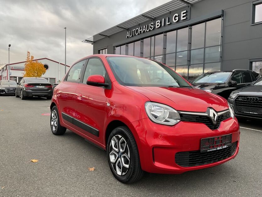 Renault Twingo 28.353 km 10.977 € Fürth 90763