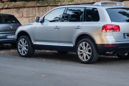 VW Touareg 248.600 km 5.499 € Nürnberg 90427