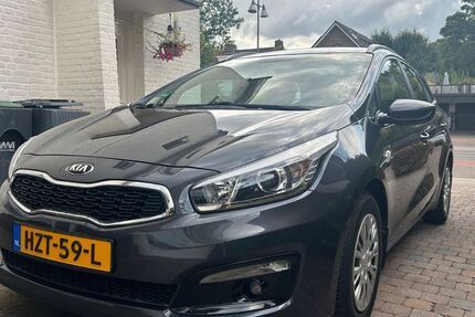 Kia ceed Sportswagon 77.211 km 10.900 € Stein 6171