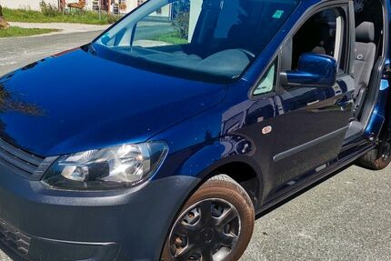 VW Caddy 121.050 km 7.599 € Fürth 90762