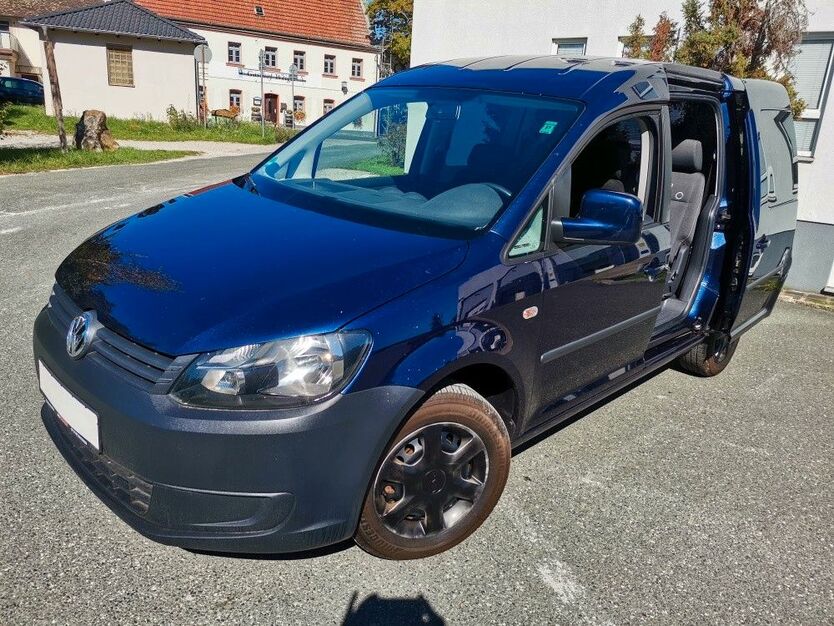 VW Caddy 121.050 km 7.599 € Fürth 90762