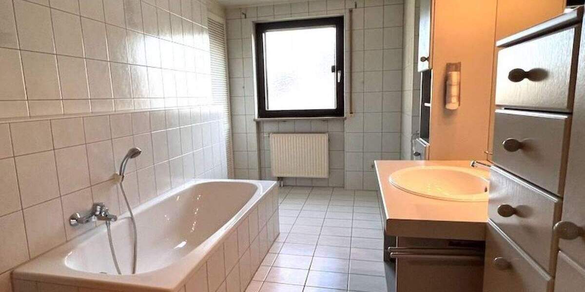 Etagenwohnung Fürth Poppenreuth - 2 Zimmer, 65 m&sup2;, 209.000&euro; | Angebot:25819117