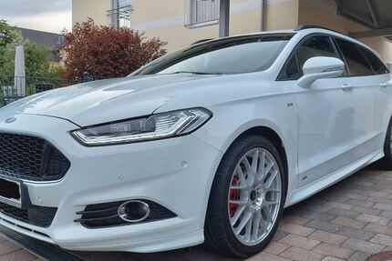 Ford Mondeo 83.200 km 15.900 € Nürnberg 90443