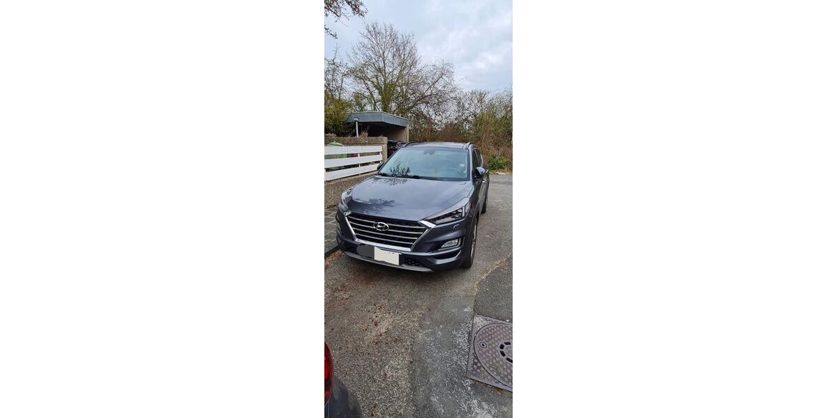 Hyundai TUCSON 82.090 km 20.000 &euro; Zirndorf 90513