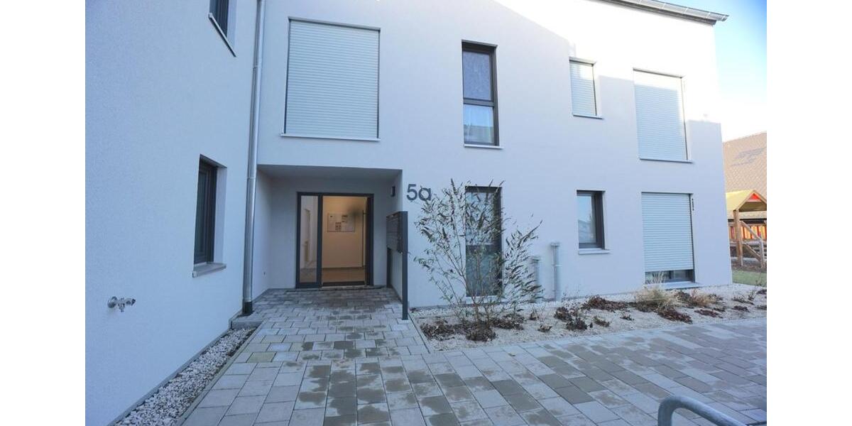 Herrliche 3-Zimmer-Whg., Aufzug, Tiefgarage, hochwertige Ausstattung, Küche, wunderschöne Dachloggia 3 zimmer