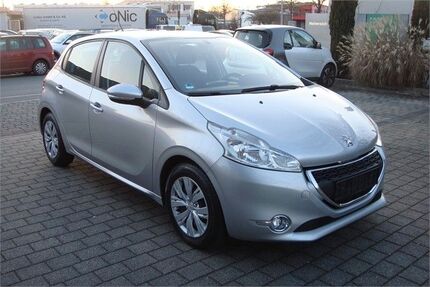 Peugeot 208 53.800 km 6.750 &euro; Fürth 90763