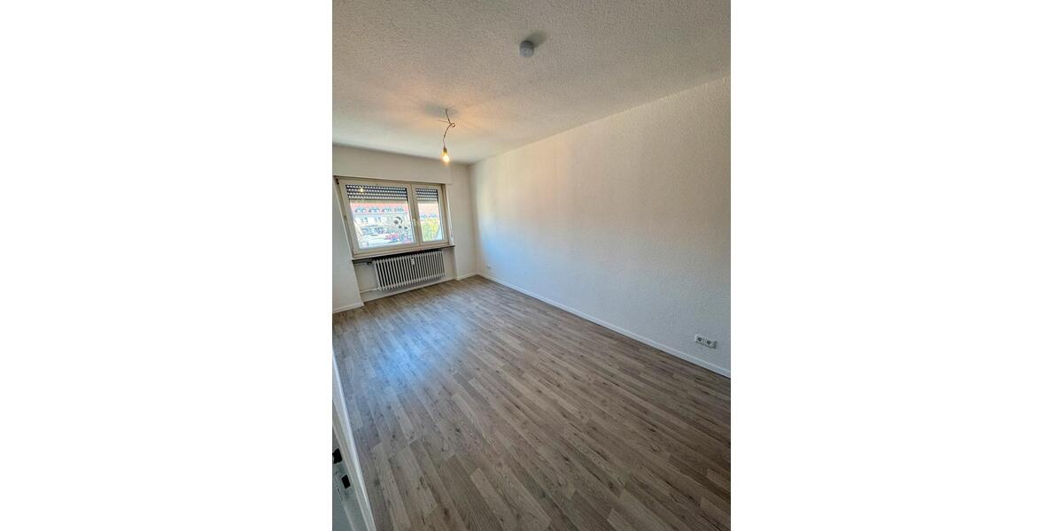 Etagenwohnung Zirndorf - 3 Zimmer, 88 m&sup2;, 1.000&euro; | Angebot:26681388