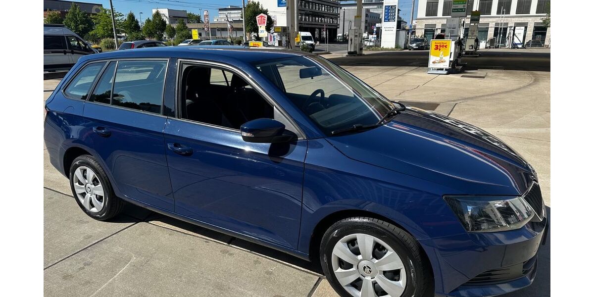 Skoda Fabia 191.444 km 4.850 &euro; Nürnberg 90482