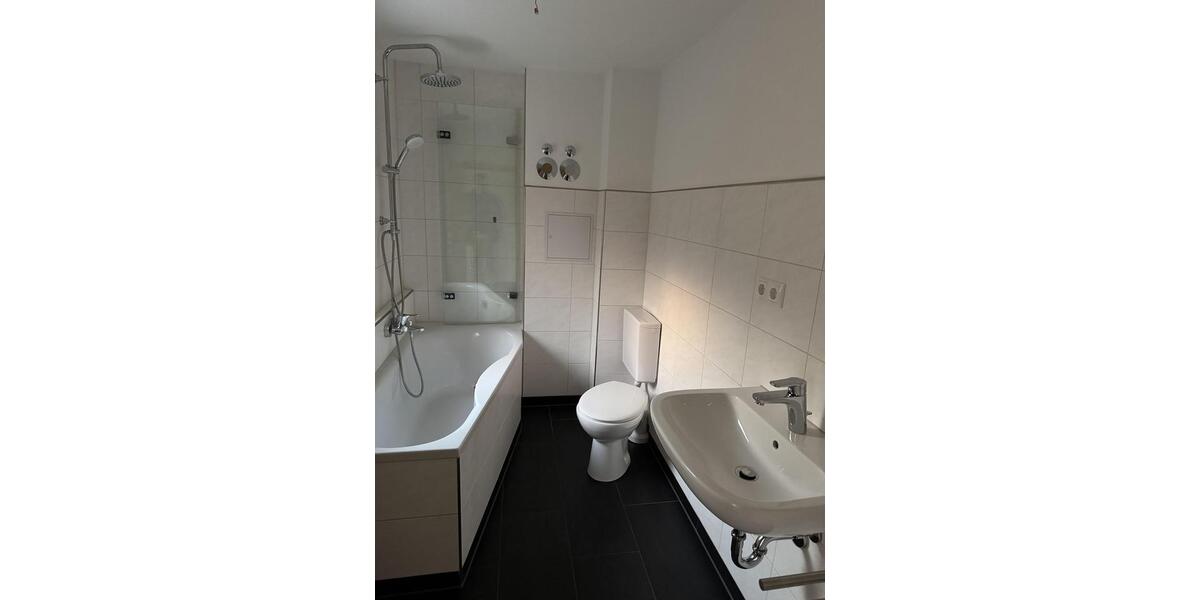 Reihenhaus Buckenhof - 3.5 Zimmer, 102 m&sup2;, 1.680&euro; | Angebot:22250500