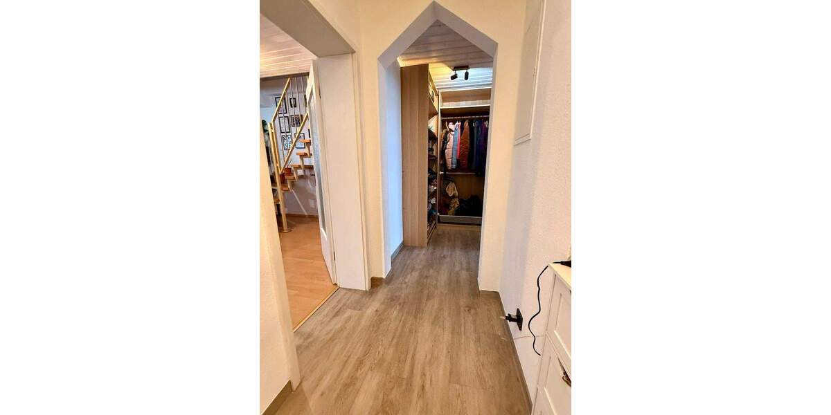 Helle 3 Zi.-Maisonette-Whg. in Nbg-Ost St. Jobst 3 zimmer