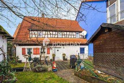 Schönes Bauernhaus mit 6 Zimmern und Garage in sehr guter Lage 6 zimmer