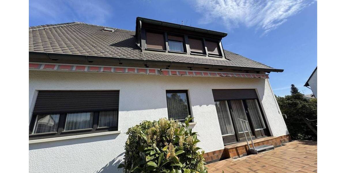 Mehrfamilienhaus, Wohnhaus Fürth Burgfarrnbach - 5 Zimmer, 120 m&sup2;, 445.000&euro; | Angebot:26805301