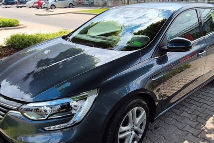 Renault Megane 58.300 km 8.400 &euro; Cadolzburg 90556