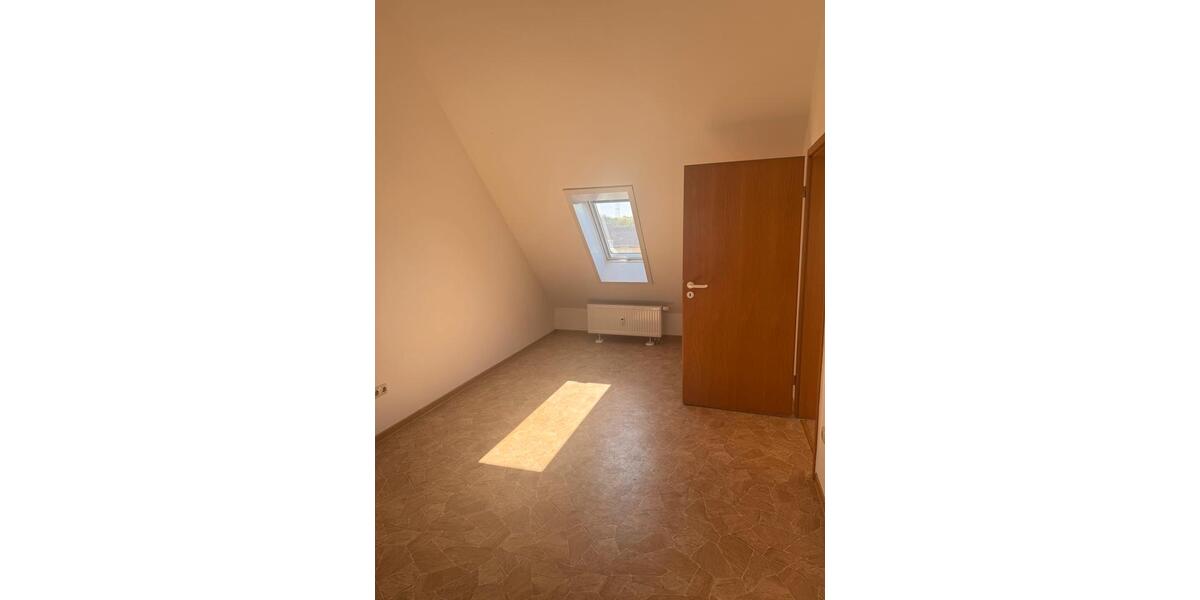 Dachgeschoßwohnung Forchheim - 2 Zimmer, 50 m&sup2;, 550&euro; | Angebot:27609801