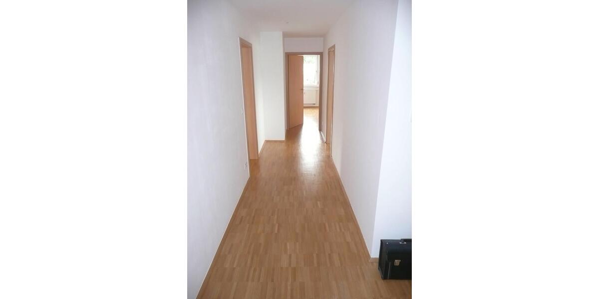 Dachgeschoßwohnung Nürnberg Buchenbühl - 3 Zimmer, 80 m&sup2;, 790&euro; | Angebot:26697483