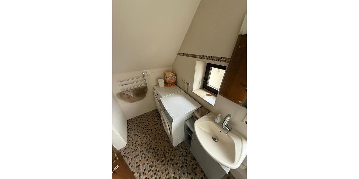 Maisonettenwohnung Pyrbaum - 5 Zimmer, 165 m&sup2;, 1.450&euro; | Angebot:26225856