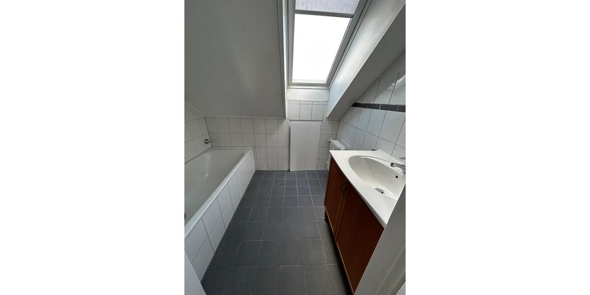 Dachgeschoßwohnung Nürnberg Eibach - 2 Zimmer, 50 m&sup2;, 500&euro; | Angebot:25789140