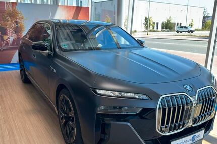 BMW M760 6.197 km 125.880 &euro; Erlangen 91058