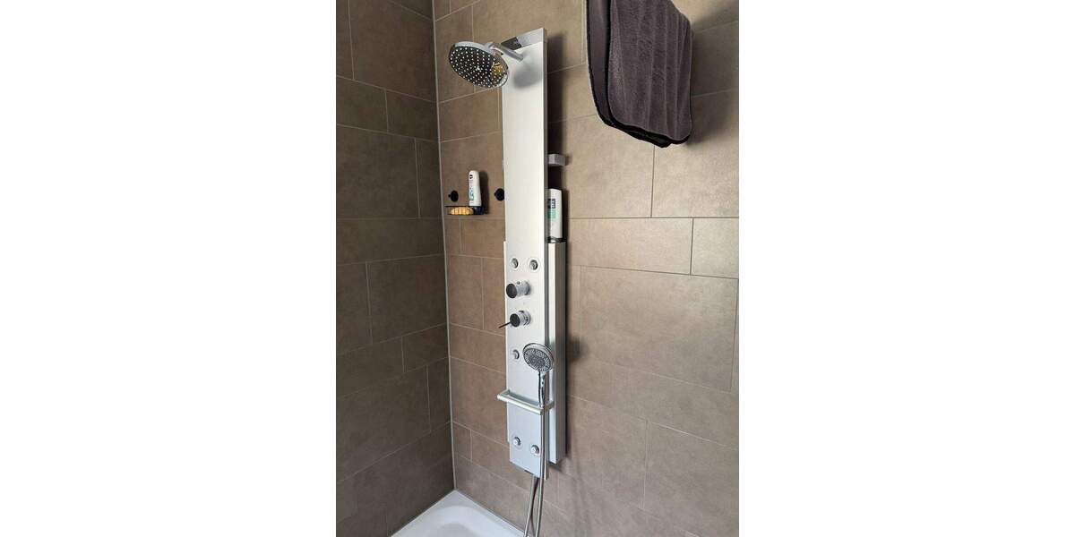 Doppelhaushälfte Neuendettelsau - 5 Zimmer, 173 m&sup2;, 520.000&euro; | Angebot:23969408