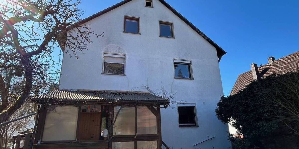 Freistehendes Mehrfamilienhaus mit großem Grundstück...3-Familienhaus in Alterlangen 9 zimmer