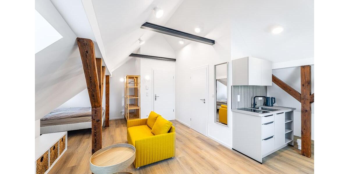 Dachgeschoßwohnung Nürnberg Erlenstegen - 1 Zimmer, 33 m&sup2;, 740&euro; | Angebot:25750344