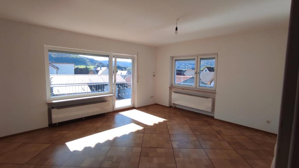 Etagenwohnung Offenhausen - 3 Zimmer, 95 m&sup2;, 850&euro; | Angebot:27602018