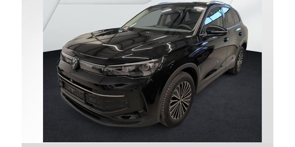 VW Tiguan 25.407 km 33.990 &euro; Fürth 90763