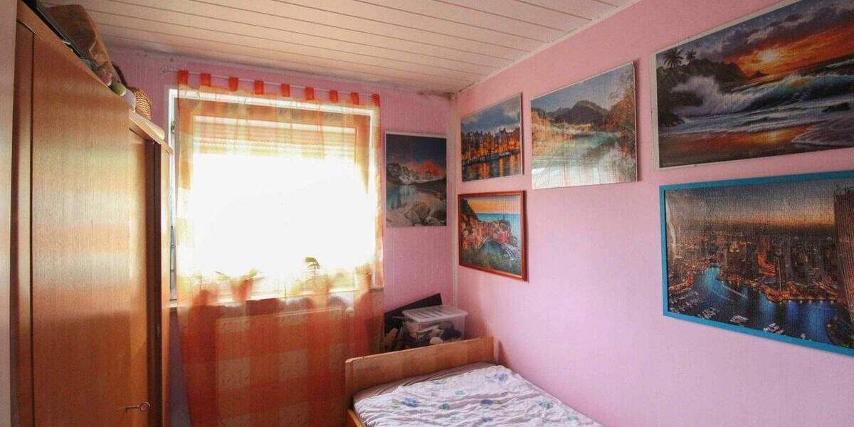 Flexibles Wohnen: Doppelhaushälfte mit zwei separaten Wohnungen, Terrasse und Garten 6 zimmer