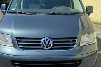 VW T5 Transporter 185.000 km 13.700 € Nürnberg 90431