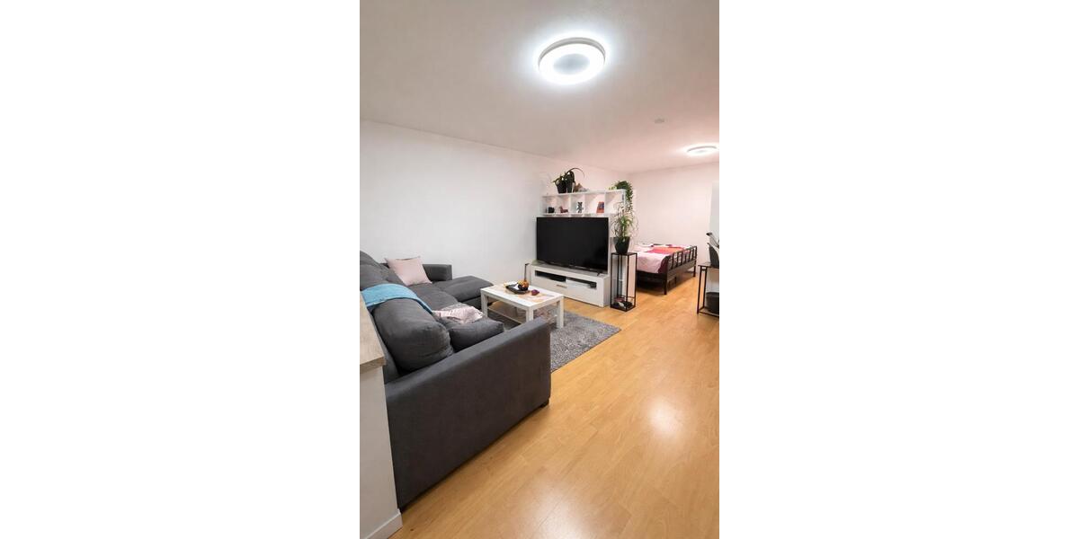 Etagenwohnung Nürnberg Langwasser - 1 Zimmer, 50 m&sup2;, 180.000&euro; | Angebot:25408001