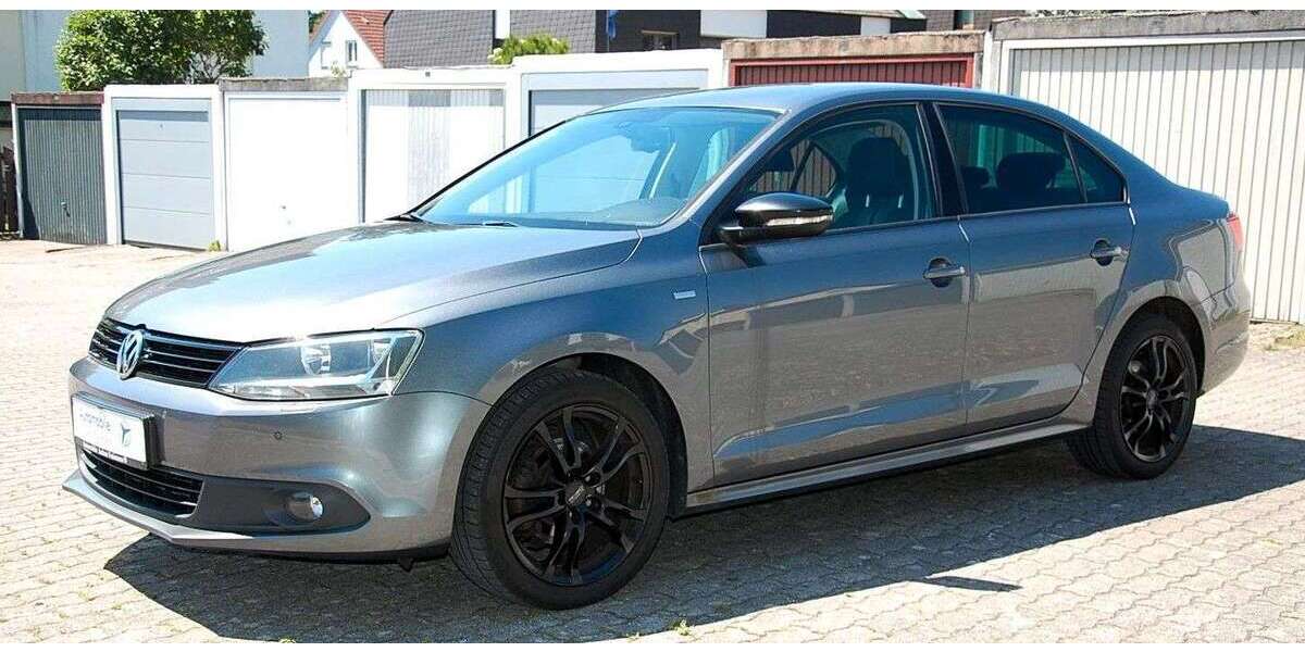 VW Jetta 220.300 km 5.280 &euro; Feucht 90537