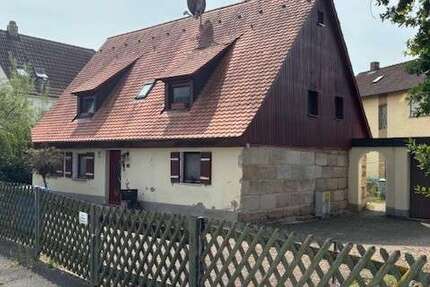 Haus Nürnberg Almoshof - 7 Zimmer, 145 m&sup2;, 441.000&euro; | Angebot:26919521