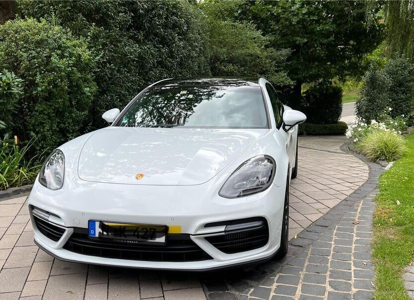 Porsche Panamera 50.000 km 83.000 € Lauf an der Pegnitz 91207