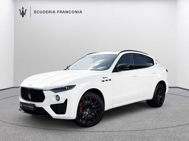 Maserati Levante 8.900 km 106.900 &euro; Nürnberg 90403