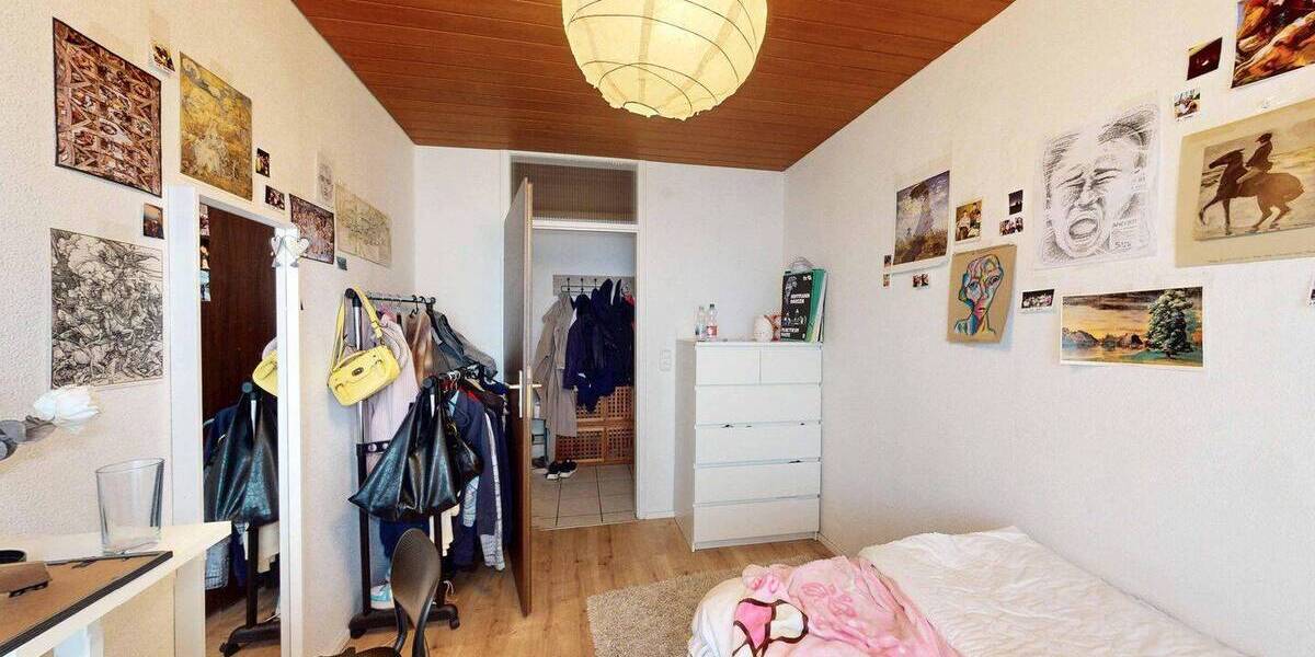Etagenwohnung Nürnberg Schweinau - 4 Zimmer, 94 m&sup2;, 299.000&euro; | Angebot:26684316