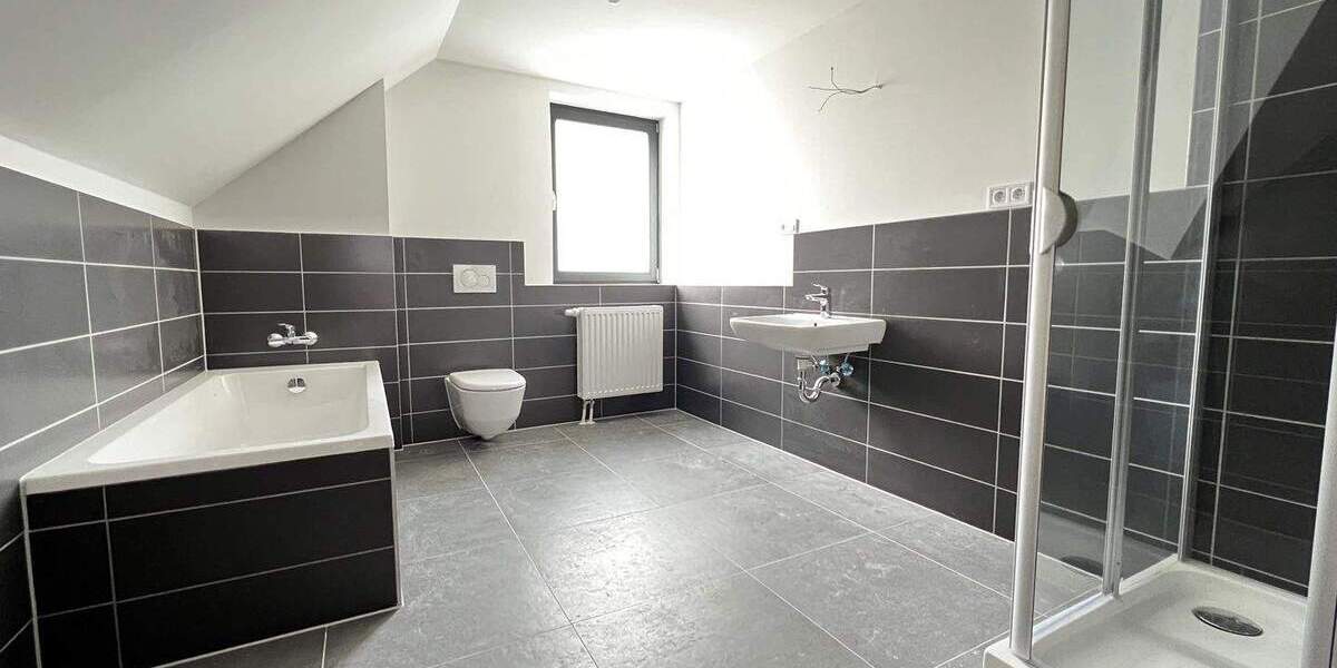 Etagenwohnung Cadolzburg - 4 Zimmer, 99 m&sup2;, 310.000&euro; | Angebot:25797922