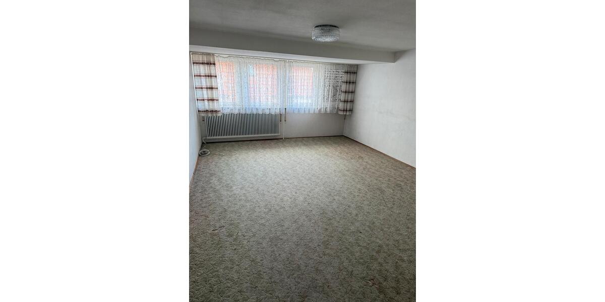 Bauernhaus, Landhaus Nürnberg Gibitzenhof - 8 Zimmer, 250 m&sup2;, 2.500&euro; | Angebot:25767124