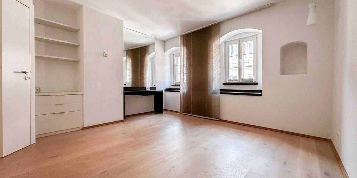 Etagenwohnung Nürnberg Sebald - 3 Zimmer, 100 m&sup2;, 449.000&euro; | Angebot:26820307