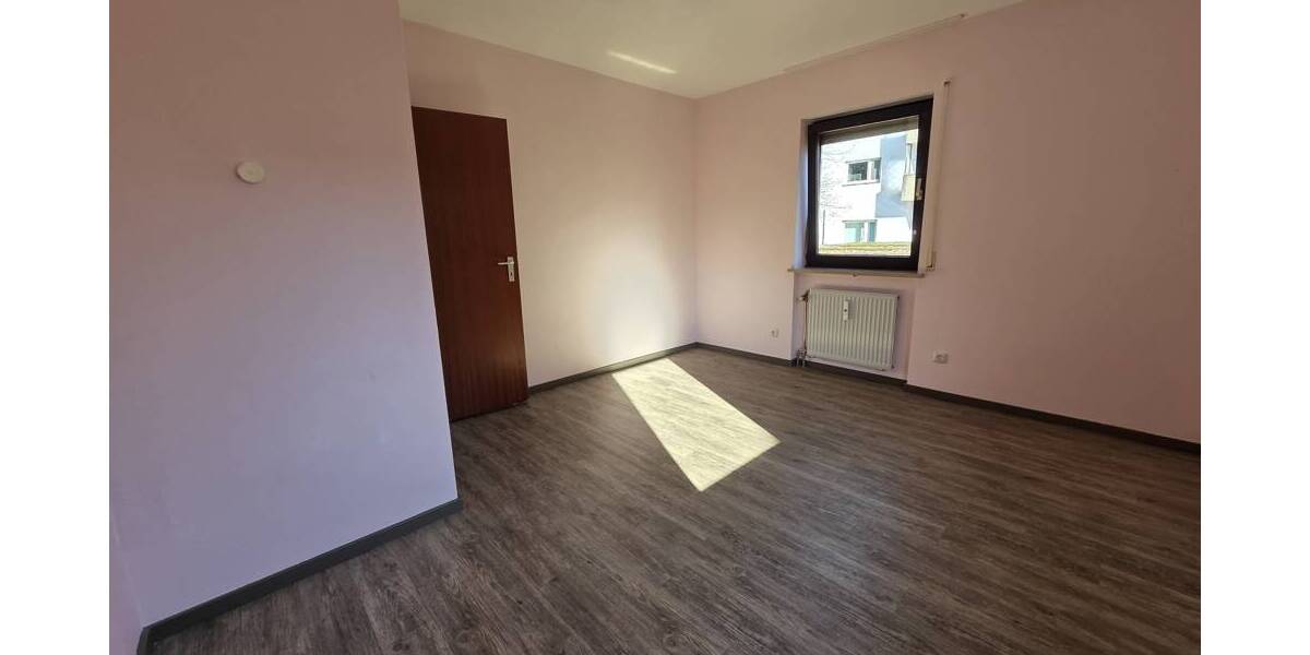 Etagenwohnung Nürnberg Katzwang - 4 Zimmer, 98 m&sup2;, 315.000&euro; | Angebot:26392047