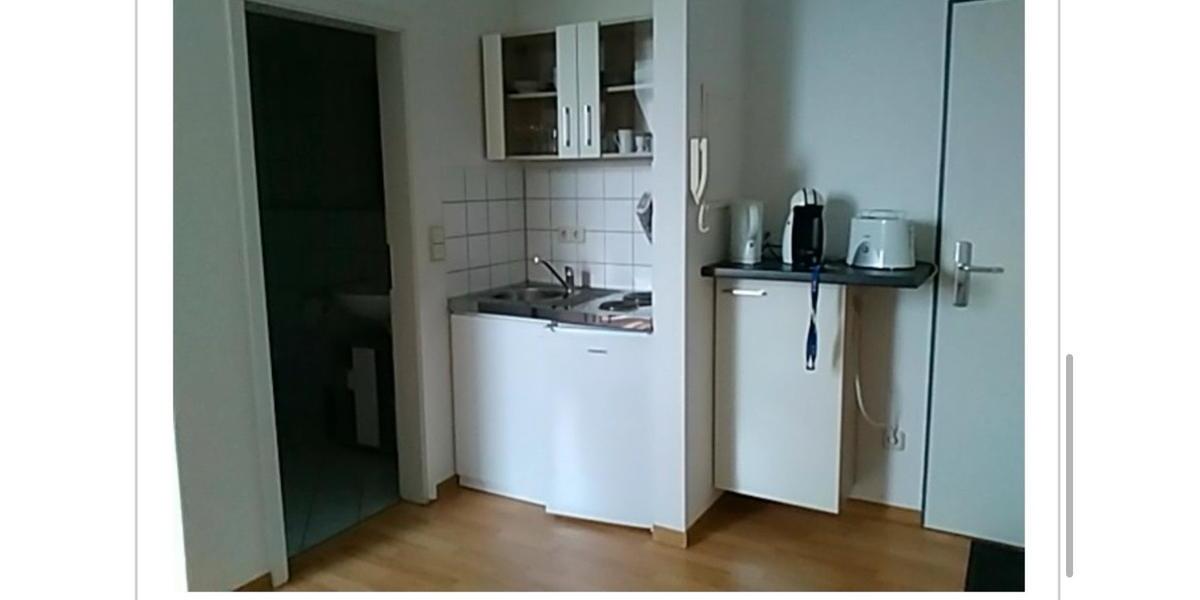 Dachgeschoßwohnung Fürth Südstadt - 1 Zimmer, 28 m&sup2;, 570&euro; | Angebot:25537245