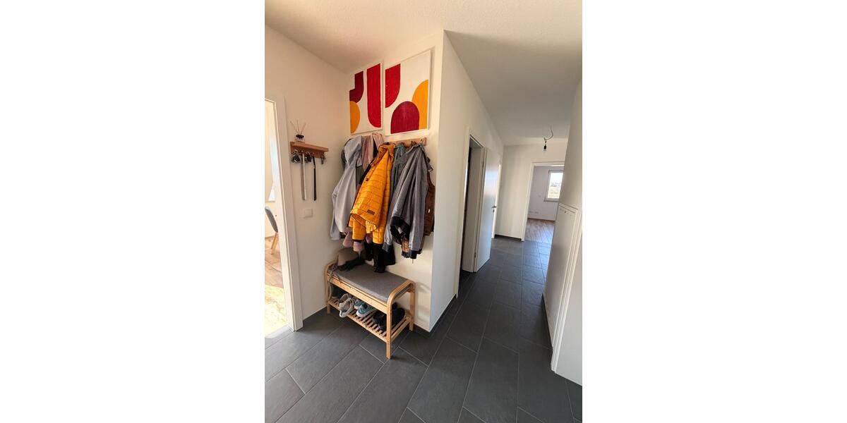 Dachgeschoßwohnung Eckental - 3 Zimmer, 88 m&sup2;, 2.000&euro; | Angebot:25395627
