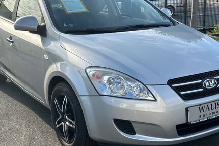 Kia ceed / Ceed 175.000 km 2.999 € Fürth 90763