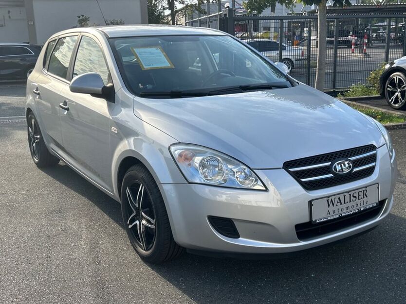 Kia ceed / Ceed 175.000 km 2.999 € Fürth 90763