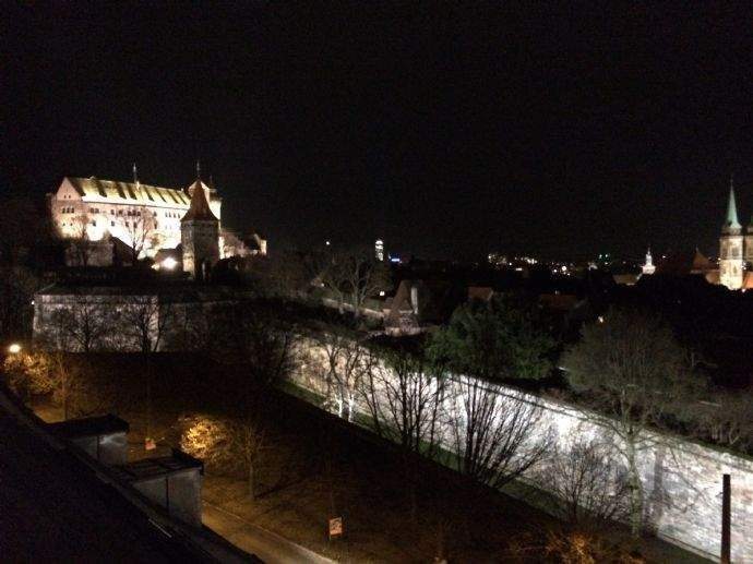 Rarität ! Traumwohnung in Traumlage Nürnberg-Johannis mit Blick über die Dächer von Nürnberg inkl. Burgblick 4 zimmer